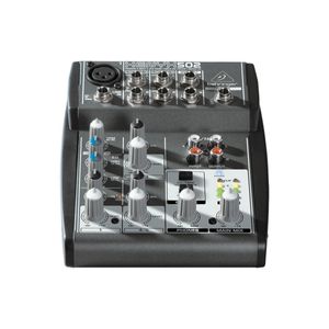 Behringer 502 Mesa de Som Analógica